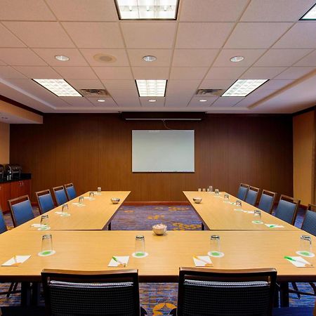 คอร์ตยาร์ด ชิคาโก เชาว์มเบิร์ก/วูดฟิลด์ มอลล์ Hotel ชอมเบิร์ก ภายนอก รูปภาพ